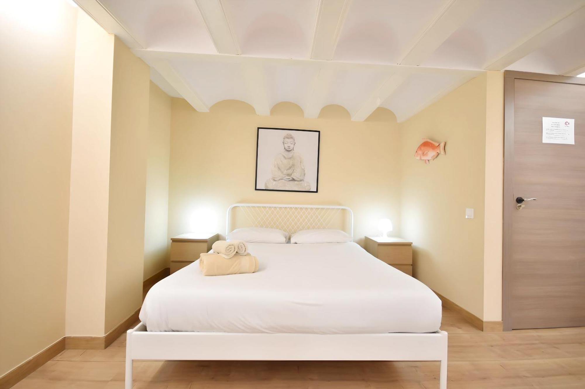 Centrico Apartamento Al Lado De Torres De Quart 瓦伦西亚 外观 照片